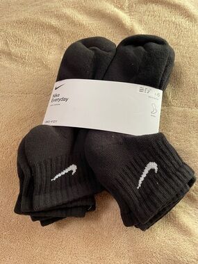 Nike Black Crew Athletic Socks with White Swoosh - 6 Pack